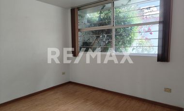 CASA EN RENTA EN METEPEC COLONIA XINANTECATL - (3)