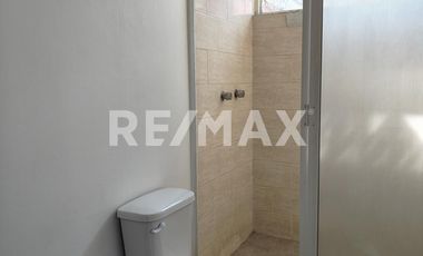 CASA EN RENTA EN METEPEC COLONIA XINANTECATL - (3)