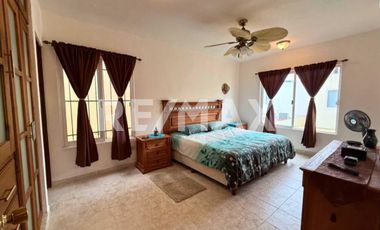 Casa en Venta  - (3)