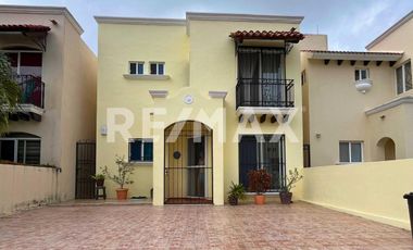 Casa en Venta  - (3)