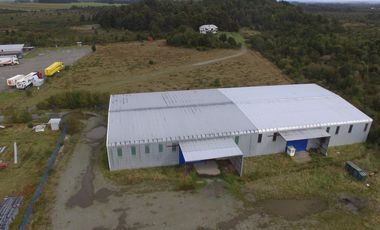 Arriendo: Gran galpón industrial ubicado en Ruta 5 entre P. Montt y P. Varas