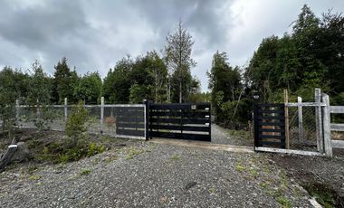Preciosa casa rodeada de bosque nativo a 15 minutos del centro de Puerto Varas