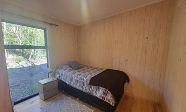 Preciosa casa rodeada de bosque nativo a 15 minutos del centro de Puerto Varas