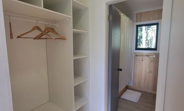 Preciosa casa rodeada de bosque nativo a 15 minutos del centro de Puerto Varas