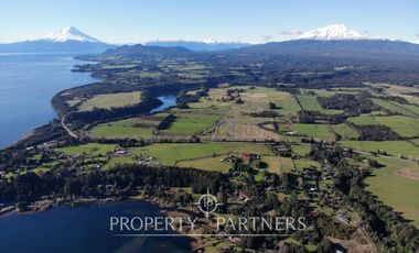 Preciosa parcela plana con vista y acceso al lago en el sector de Puerto Rosales