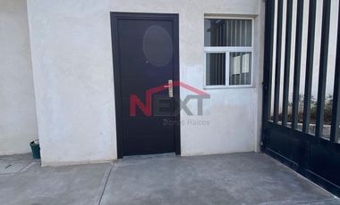 CASA EN PREVENTA AL ORIENTE CON ACABADOS DE LUJO Y CERCANÍA A PRINCIPALES PLAZAS COMERCIALES