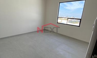 CASA EN PREVENTA AL ORIENTE CON ACABADOS DE LUJO Y CERCANÍA A PRINCIPALES PLAZAS COMERCIALES