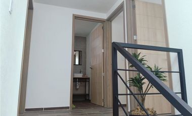 CASA EN VENTA AL SUR DE PACHUCA SALIDA A CDMX