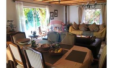 Parcela con piscina Carmen Bajo Melipilla