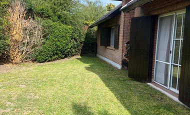 Casa venta Campos De Echeverria Canning