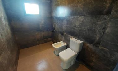 Casa en venta - 3 Dormitorios 5 Baños - 946mts2 - Escobar
