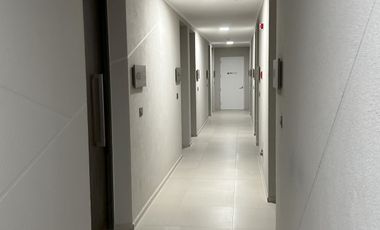 OFICINA CON EXCELENTE UBICACIÓN EN REÑACA (CÓD. 476)