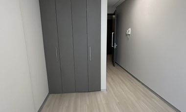 OFICINA CON EXCELENTE UBICACIÓN EN REÑACA (CÓD. 476)