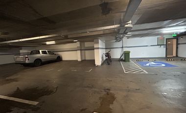 OFICINA CON EXCELENTE UBICACIÓN EN REÑACA (CÓD. 476)