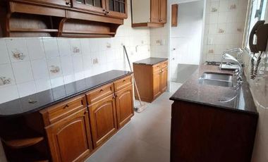 Departamento 3 ambientes con cochera en venta en Vicente Lopez