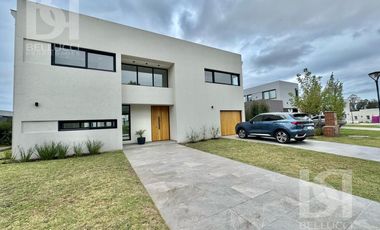 Casa en Rumenco Joven en VENTA