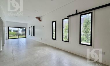 Casa en Rumenco Joven en VENTA