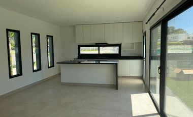 Casa en Santa Elena con pileta