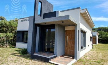|CASA FRENTE AL MAR| |NUEVA ATLANTIS|