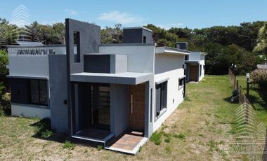 |CASA FRENTE AL MAR| |NUEVA ATLANTIS|