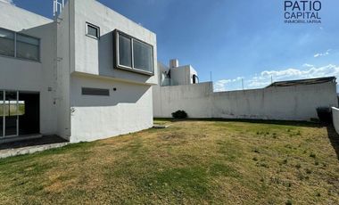 Venta de Casa en Bosque Esmeralda, Atizapán