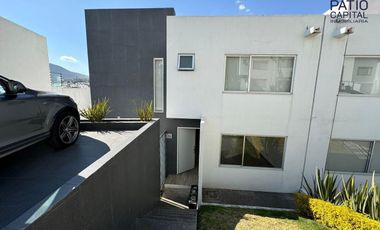 Venta de Casa en Bosque Esmeralda, Atizapán