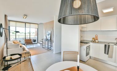 Ambiente único al frente con patio de uso exclusivo en venta - Granadero Baigorria
