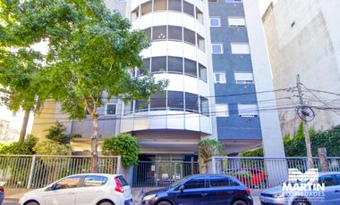 Depto en venta 2 amb con balcón y cochera en Olivos