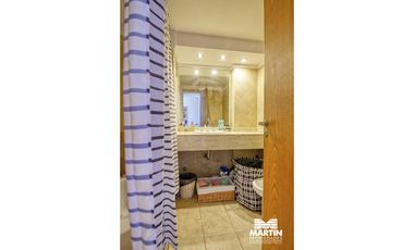 Depto en venta 2 amb con balcón y cochera en Olivos
