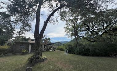 Casa en  Raco de abajo, a metros de la comisaria