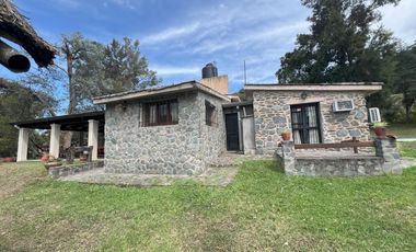 Casa en  Raco de abajo, a metros de la comisaria