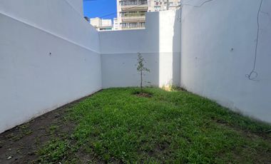 Monoambiente en Alquiler en 49 e/ 4 y 5