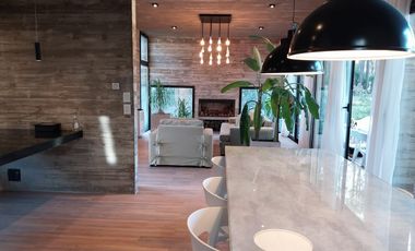 Casa con pileta y vista al golf, en Isla del Golf, Pinamar