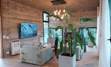 Casa con pileta y vista al golf, en Isla del Golf, Pinamar