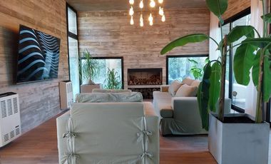 Casa con pileta y vista al golf, en Isla del Golf, Pinamar