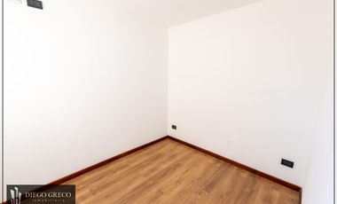 Semipiso moderno con cochera!