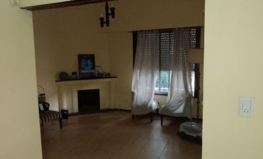 Casa - Martinez  Cuyo 805