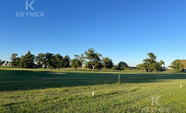 Terreno al Golf en  Haras Santa Maria - Area Las Lomas