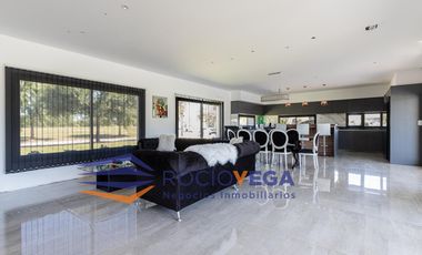 Casa a la venta y/o alquiler en Everlinks, Lujan