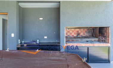 Casa a la venta y/o alquiler en Everlinks, Lujan