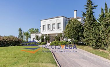 Casa a la venta y/o alquiler en Everlinks, Lujan