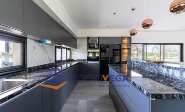 Casa a la venta y/o alquiler en Everlinks, Lujan