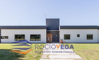 Casa a la venta y/o alquiler en Everlinks, Lujan