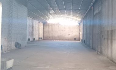GALPON CON LOCAL COMERCIAL EN ALQUILER BARRIO SAN VICENTE