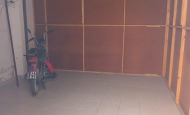 GALPON CON LOCAL COMERCIAL EN ALQUILER BARRIO SAN VICENTE