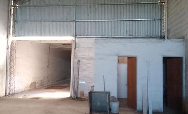GALPON CON LOCAL COMERCIAL EN ALQUILER BARRIO SAN VICENTE