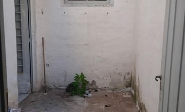GALPON CON LOCAL COMERCIAL EN ALQUILER BARRIO SAN VICENTE