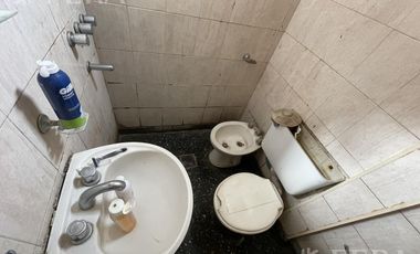 Venta de casa 4 ambientes con quincho en Lanus