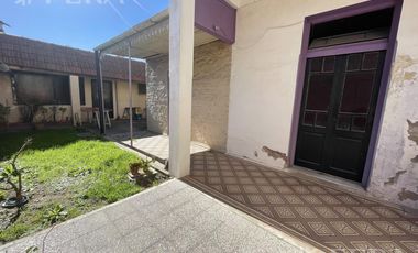 Venta de casa 4 ambientes con quincho en Lanus