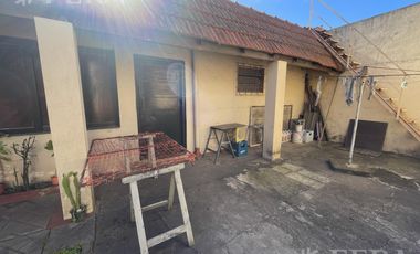 Venta de casa 4 ambientes con quincho en Lanus